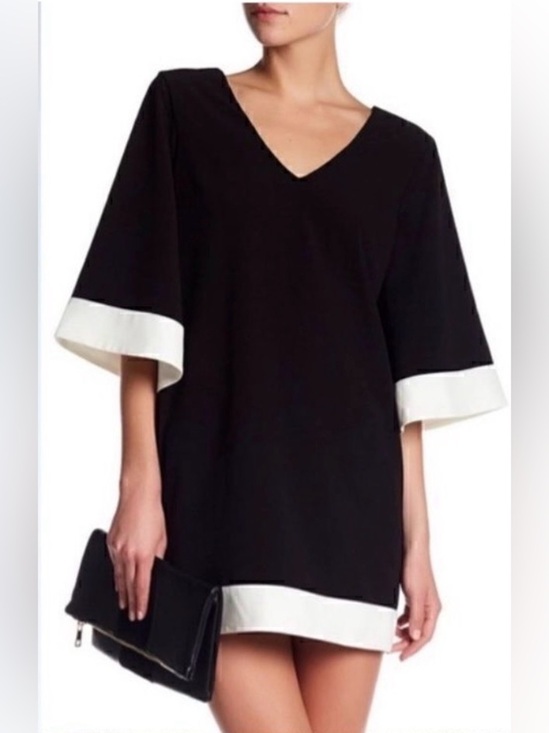 ALI & JAY Dresses & Skirts - Ali & Jay Colorblock Kimono Mini Dress – Black & White | Size Small 🖤🤍